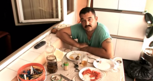 БАЩА КЪМ СИН: ЩЕ Бачкаш ли, ЩЕ учиш ли (Пълна Лудница) Голям смях