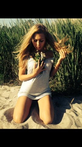 566c05ecb9269_035507256